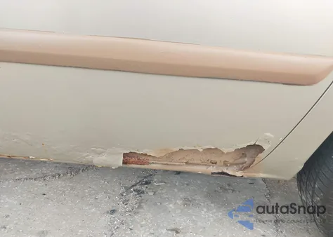 2007 Chrysler Town & Country из США, поврежденный, VIN 1A4GJ45R67B242309